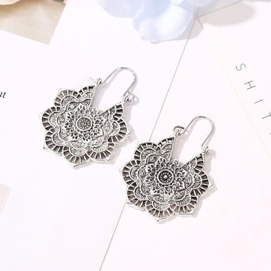 Vintage Women Hollow Out Carved Flower Dangle Leverback Earrings Jewelry Gift