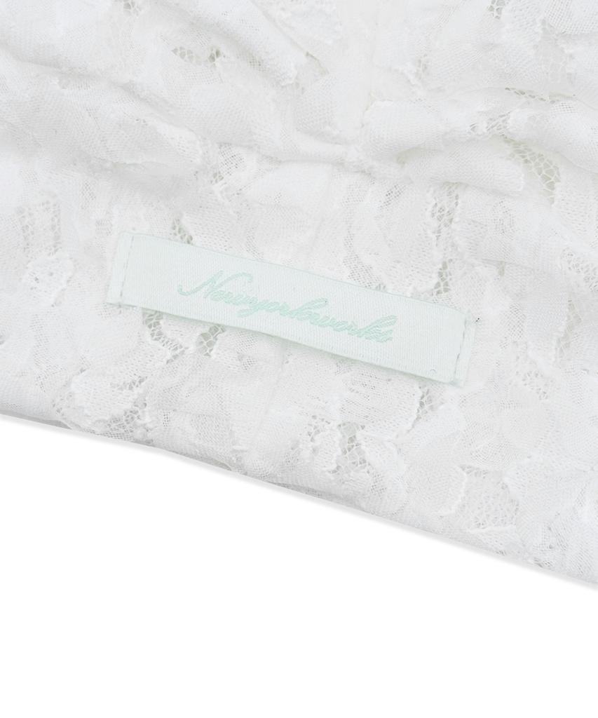 Nyuyogwogseu Flower Lace Pleated Beanie Hat_White