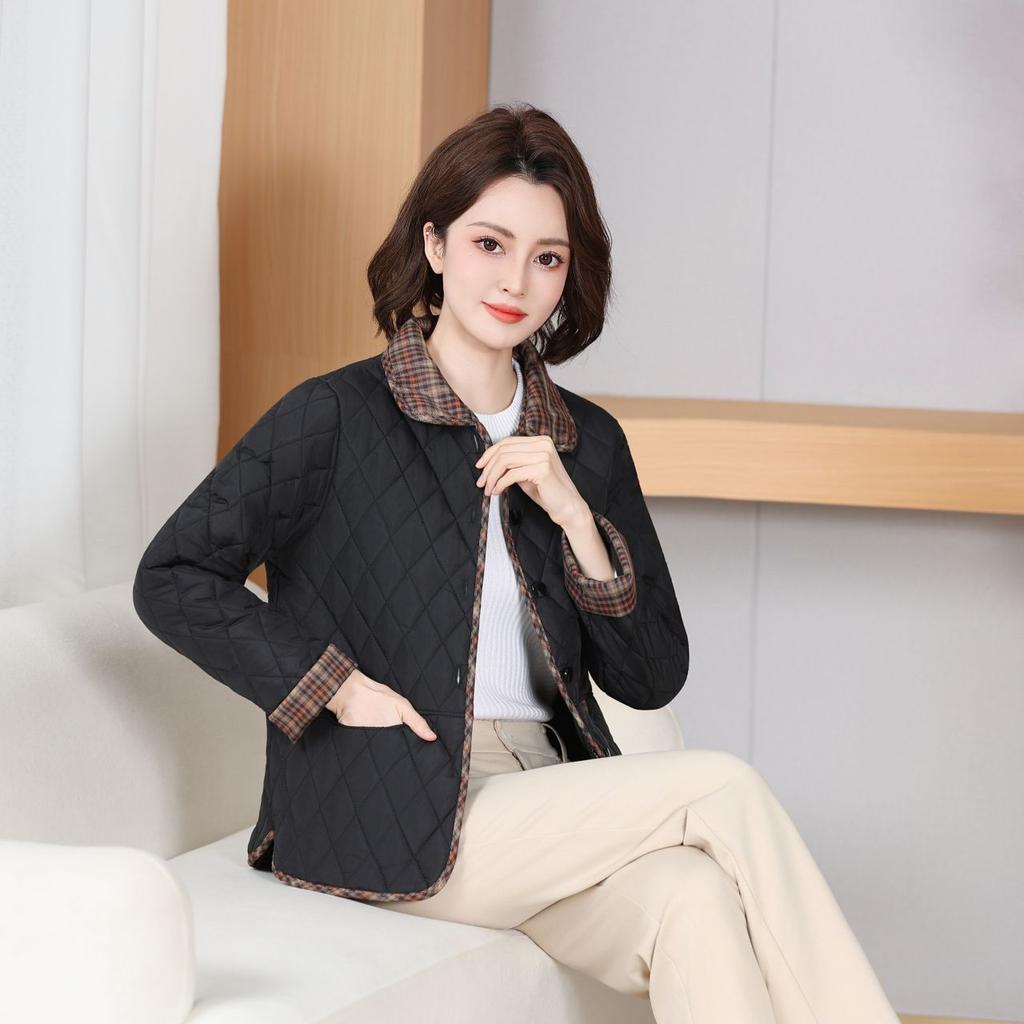 Middle-aged and Elderly Lightweight Fashion Jacket; Mom's Coat Autumn and Winter Short Casual padded Jacket