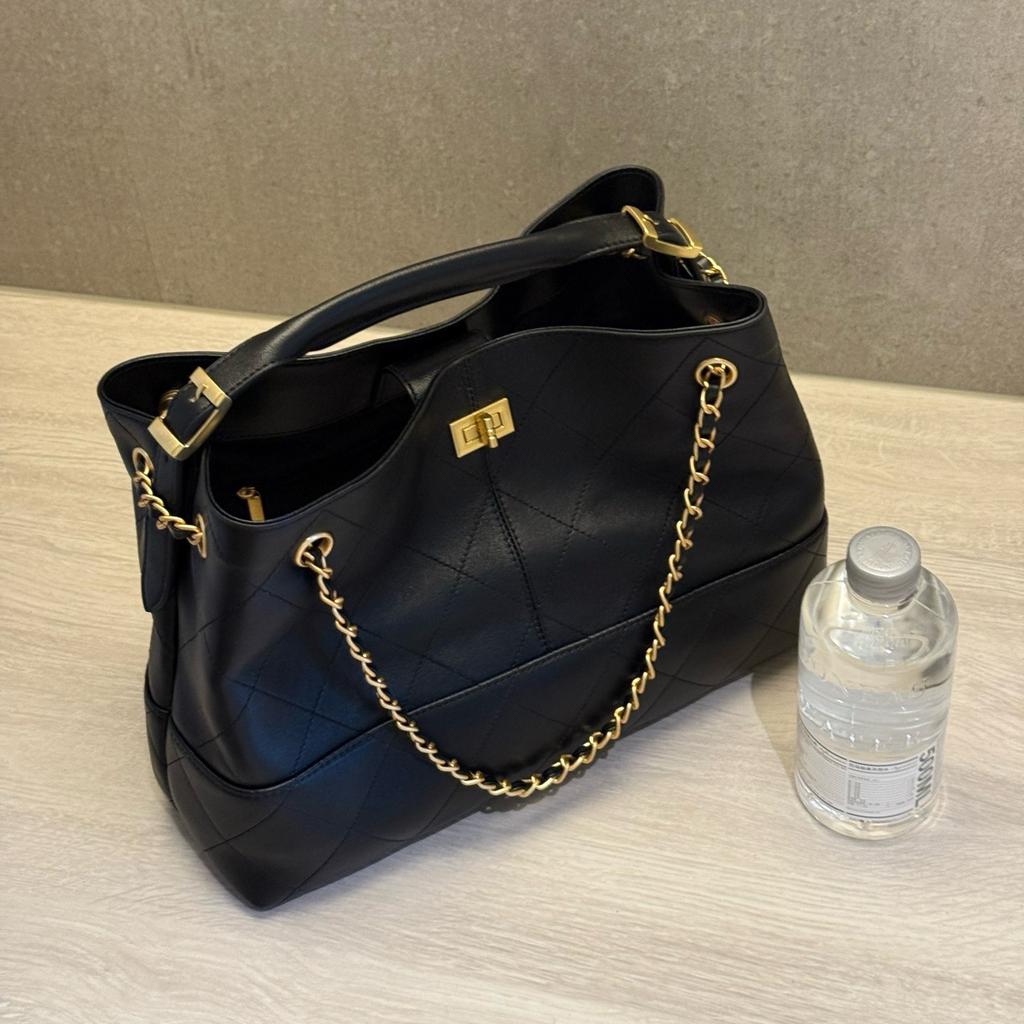 Niche design retro malá voňavá taška tote nová módní všestranná diamantová podpažní taška kontrastní řetízková kabelka