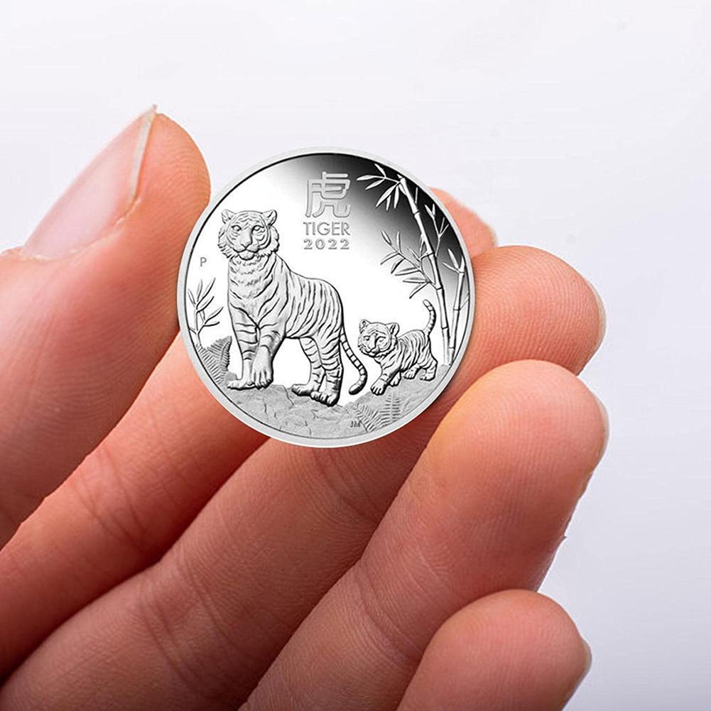 Metal 2022 Año Animal del Zodiaco Conmemorativo Moneda Tallados Finos Textura Clara Portátil Multiusos Artesanía Conmemorativa Decoración del Hogar