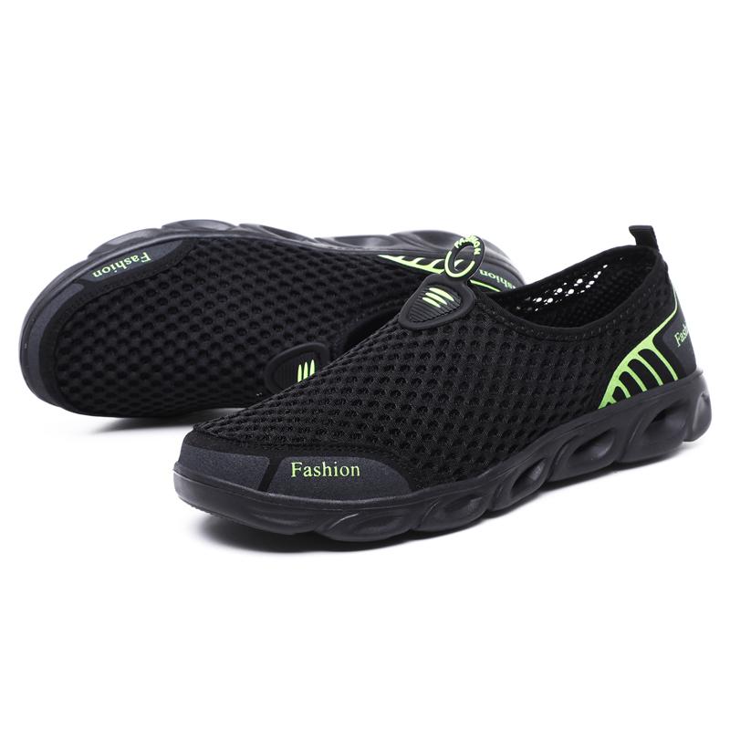 New Mesh Shoes for Men Breathable Summer Lightweight Couple Hiking Comfortable Outdoor Shoes Women Slip on Driving Male Loafers