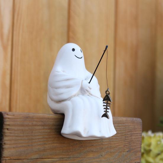 Halloween Sculpture Synthetic Resin Skeleton Fisherman Statue Mini Ghost Fishing Pond Garden Decoration