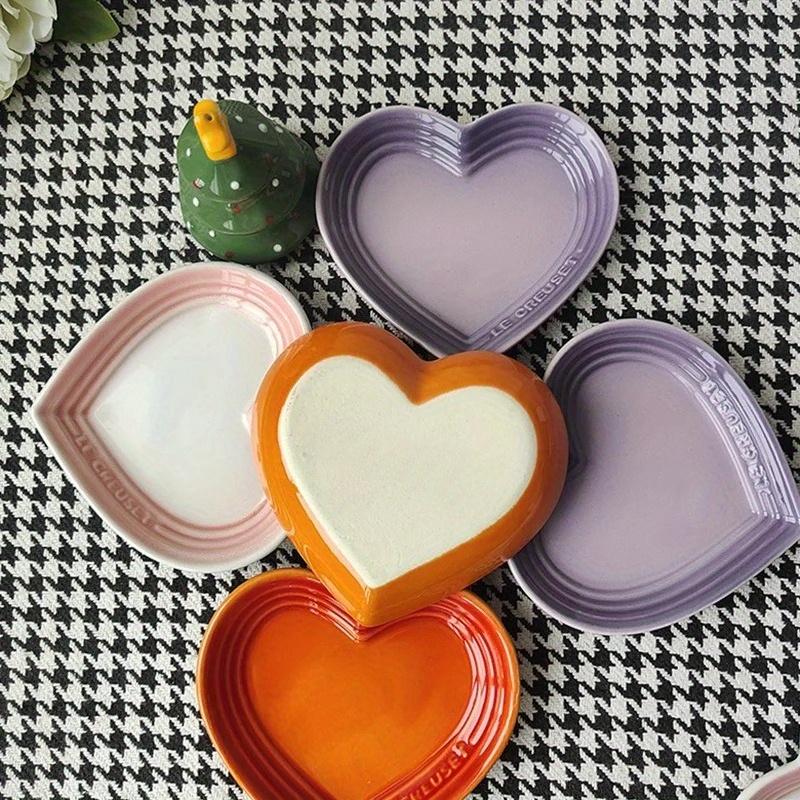 Ceramic Cat Bowl Extra Heart-Shaped Wide Anti Vomiting Stress Free Design12cm Durable Ceramic Pet Bowl for Small Cats & Dogs