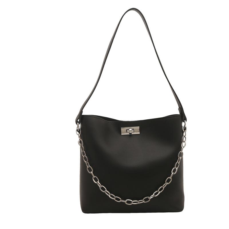 Korean Version of Fashion Chain Underarm Bucket Bag Women's 2025 New Large-capacity Casual Versatile Shoulder Bag