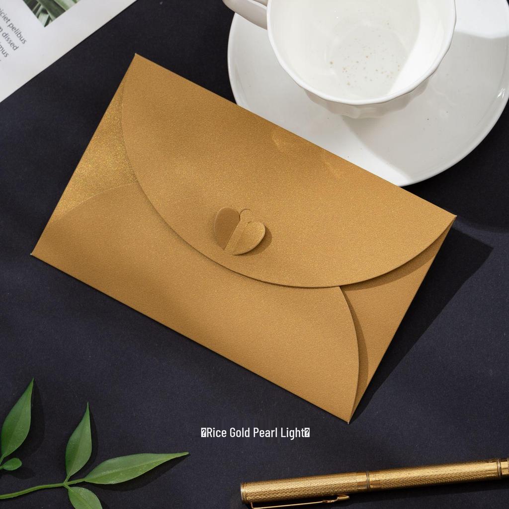 Heart-shaped Clasp Business Invitation Envelope with Custom Hot Stamping