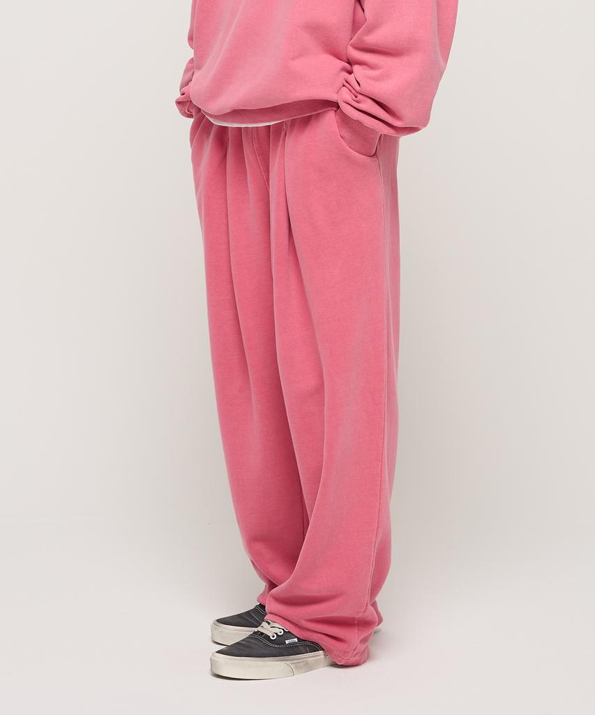 CARGOBROS In Pig Training Wide Straight Pants (Pink)