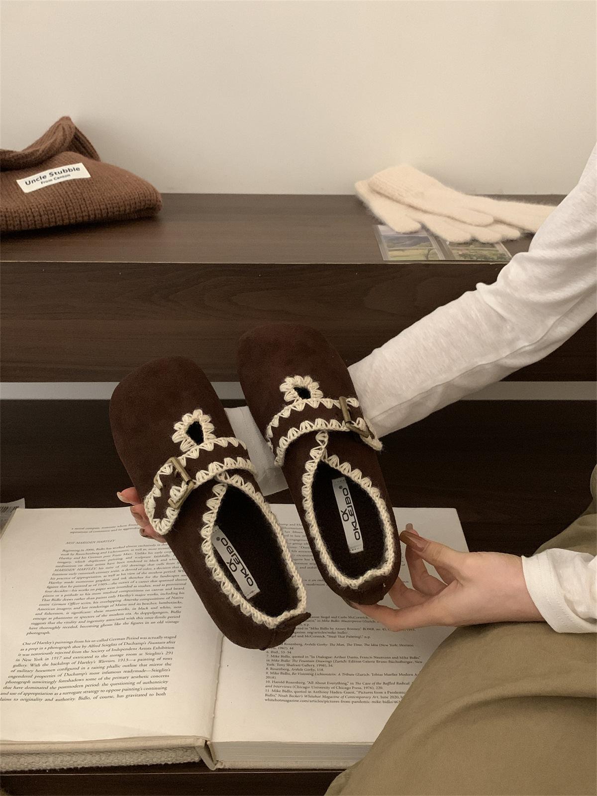 Fashion retro style embroidered shoes women s 2025 autumn new outer wear one-pedal lazy shoes single shoes 35