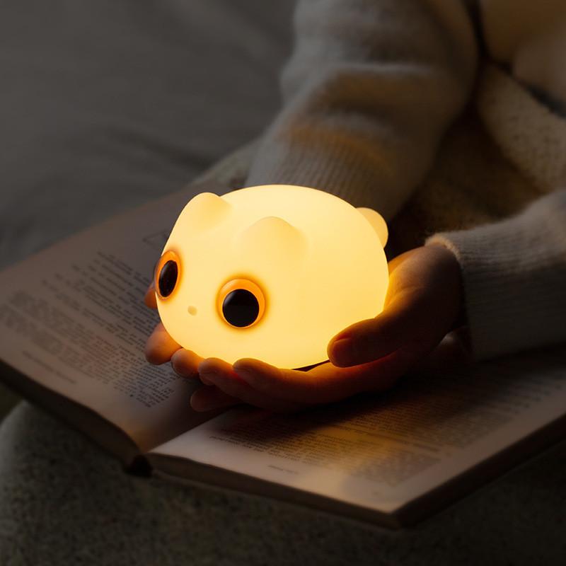 Pat Silicone Small Night Light Bedroom Sleeping Woman Birthday Gift Usb Charging