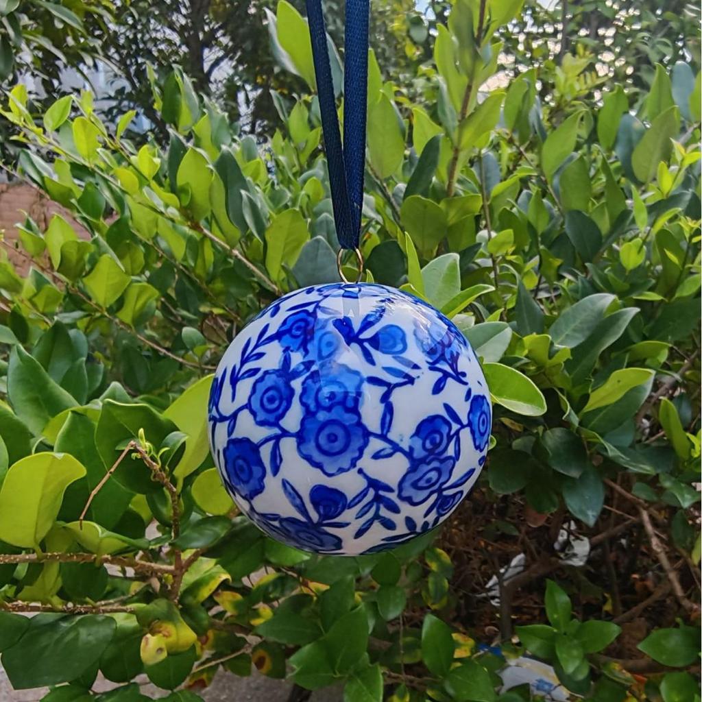 Blauer und weißer Jingdezhen Keramikkugel-Anhänger - Auto- und Weihnachtsdekoration.