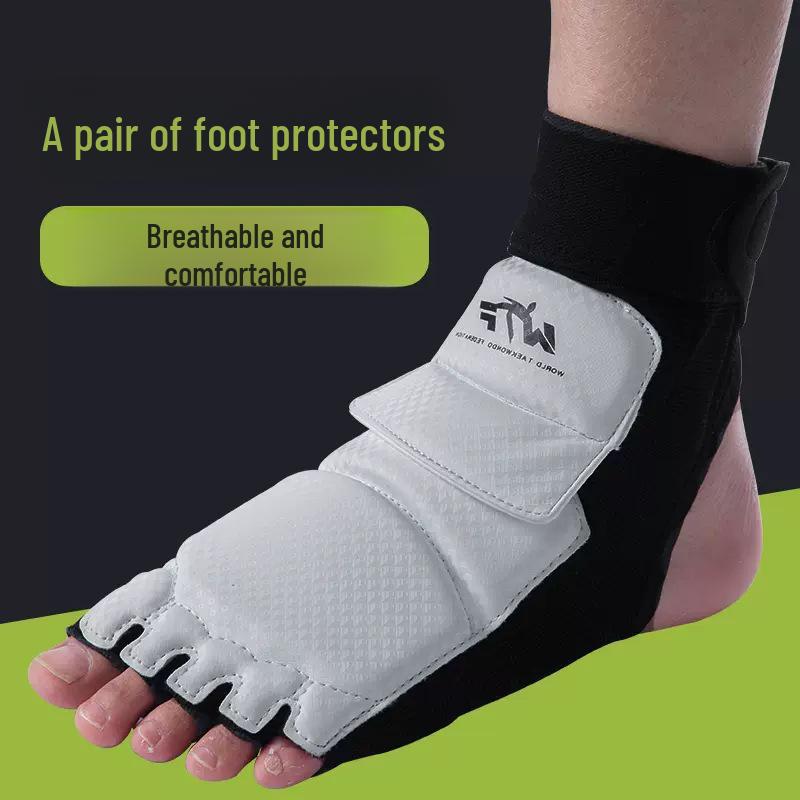 

Cross-Border Martial Arts Protective Gear: Taekwondo Half-Finger Gloves for Training and Combat. S