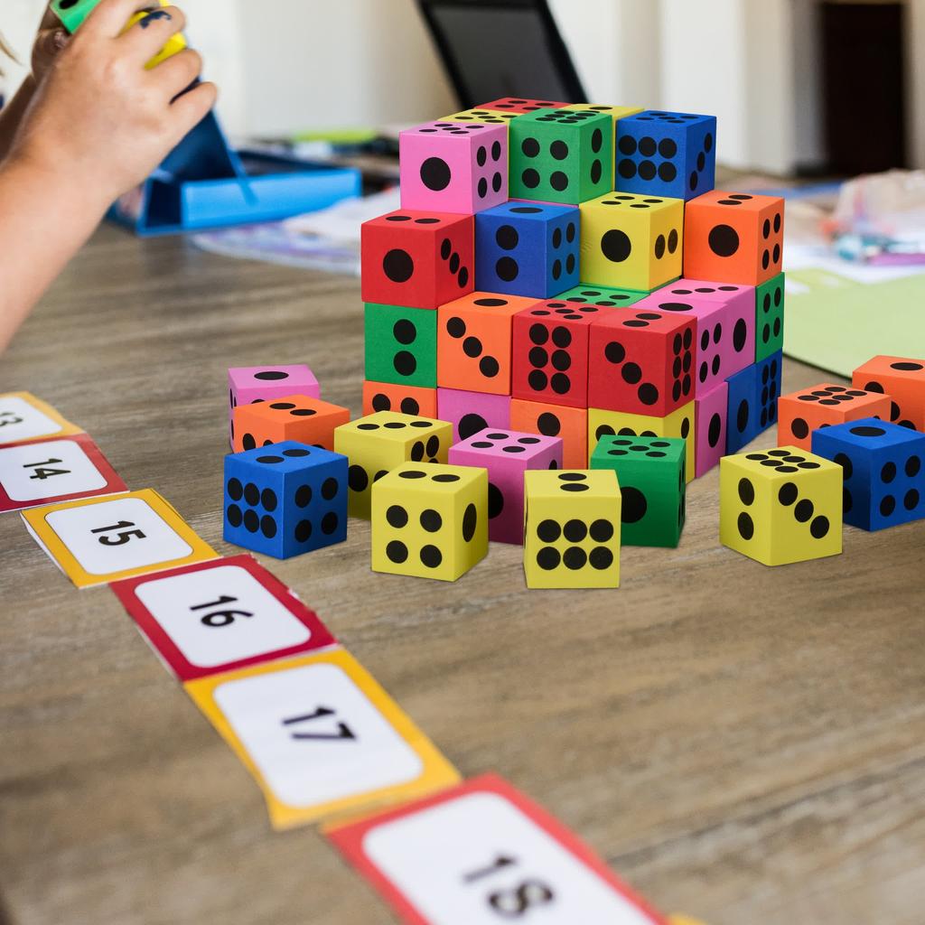 5pcs Christmas Party  Dice for Fun and Interactive Group Entertainment