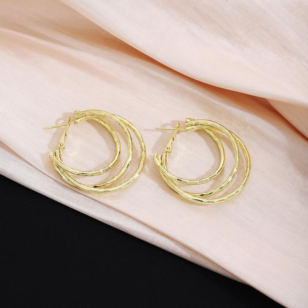 High-End Exaggerated Multi-Layer Round Ring Ear Buckle Women, Light Luxury Design Temperament Simple Plain Ring Earrings