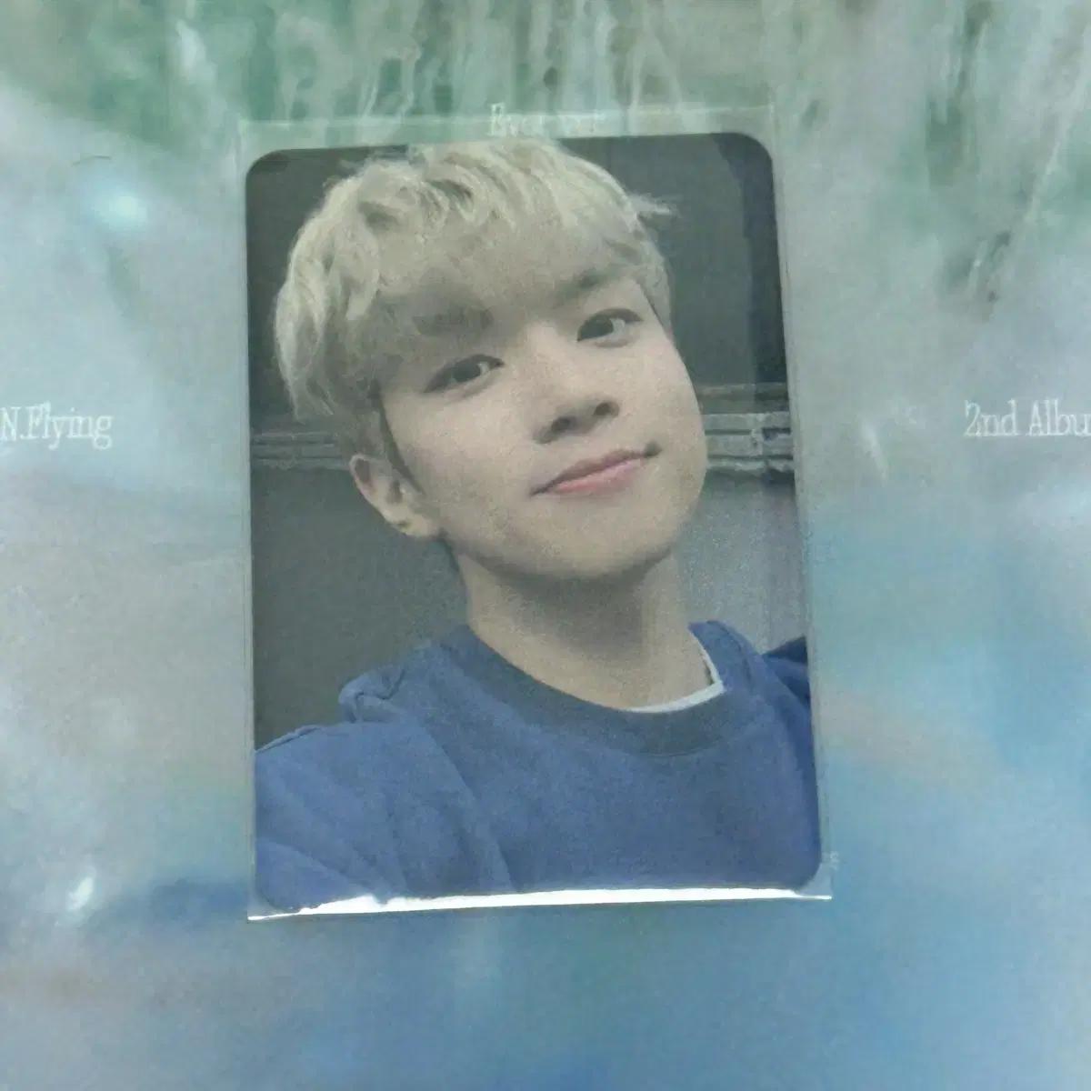 

N.FLYING Хвэсын, Надежда, Фотокарточка