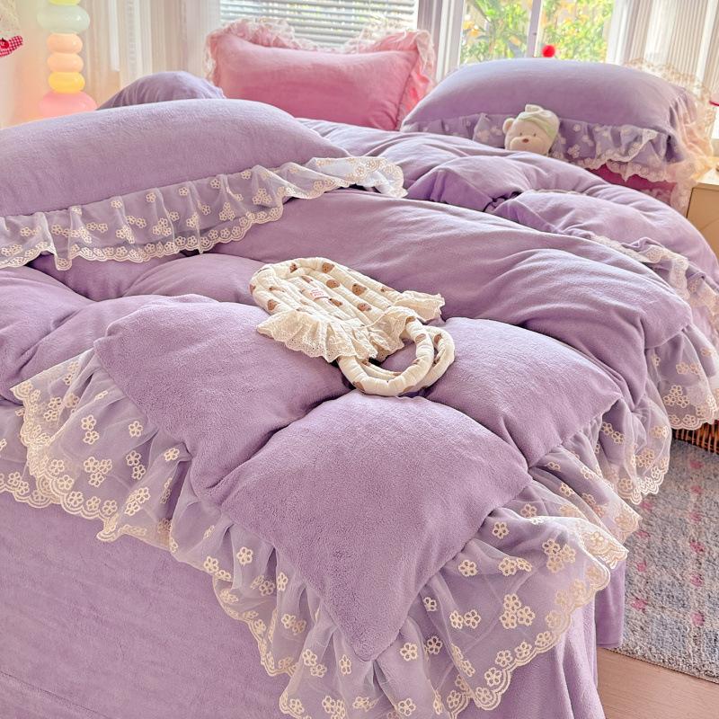 

French Lace Milk Fleece Four-Piece Set Lace Thickened Milk Fleece Four-Piece Set 1.8m Sheet 4pc