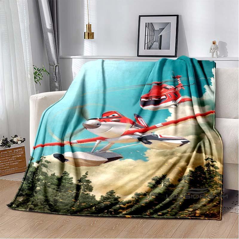 

This warm and cozy flannel blanket from the cartoon Planes is suitable for bedrooms, sofas, beds, chairs, picnics, travel, cam 75x90cm