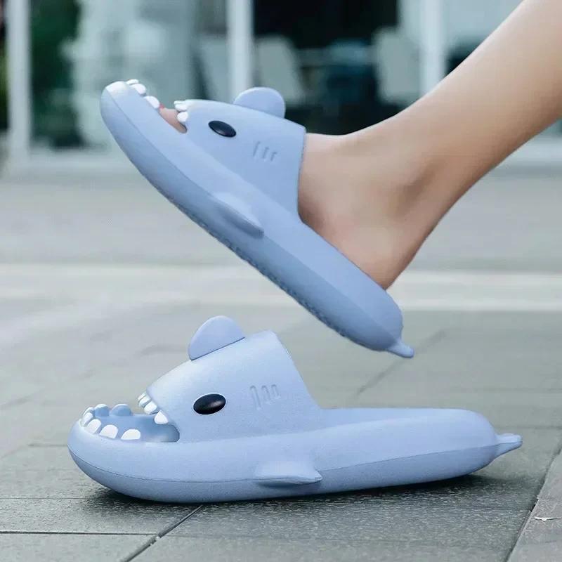 Fashion Crestar Cute Kids Shark Slippers Cartoon Shark Sandals Boy and Girl Comfortable Home Slippers Summer Non-slip Slides Beach Shoes