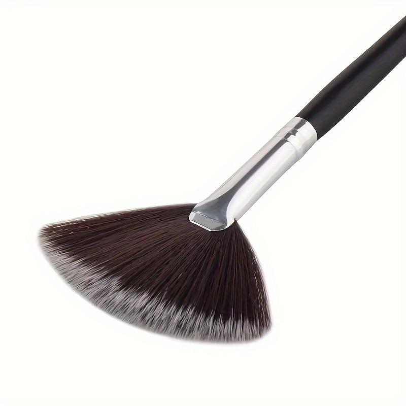 1pc Professional Fan Shaped Makeup Brush for Perfect Blending and Highlighting