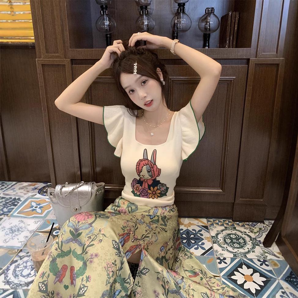 

Летний женский облегающий вязаный топ с квадратным вырезом и рукавами-крылышками, с вышивкой в виде кролика, 2025 One Size (Up to 125 lbs)