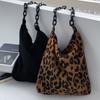 Höst Vinter Manchester Axelväskor Retro Leopardmönster Handväska Tjocka Kedjeväskor Kvinnlig Daglig Varm Mjuk Axelväska