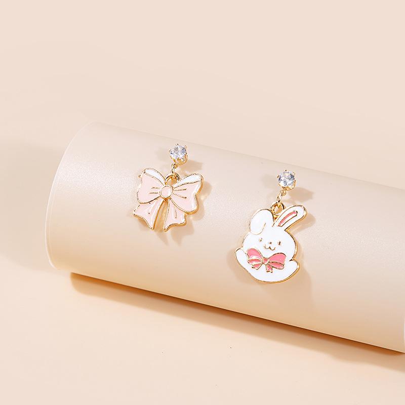 Cute Girl Long Earrings Cartoon Flower Bee Animal Stud Earrings Ocean Wind Vacation Earrings