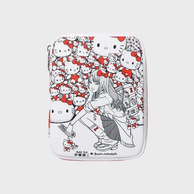 Scheduled for Shipment On 9/30_JS TOMIE HELLO KITTY SQUARE POUCH_MIX(NG2GMUAB84G)