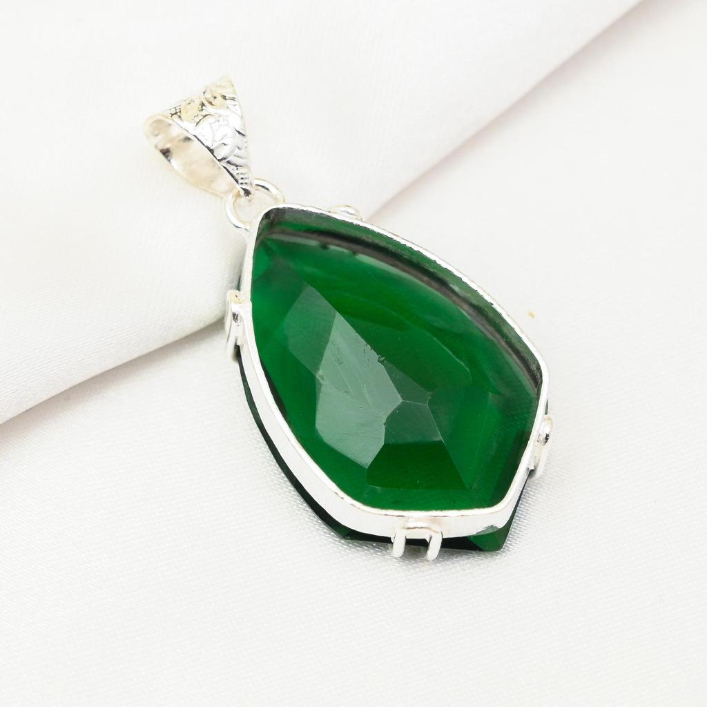 Chrome Diopside Handmade Gemstone Pendant, 925 Solid Sterling Silver Pendant, Unique Design Jewelry Pendant