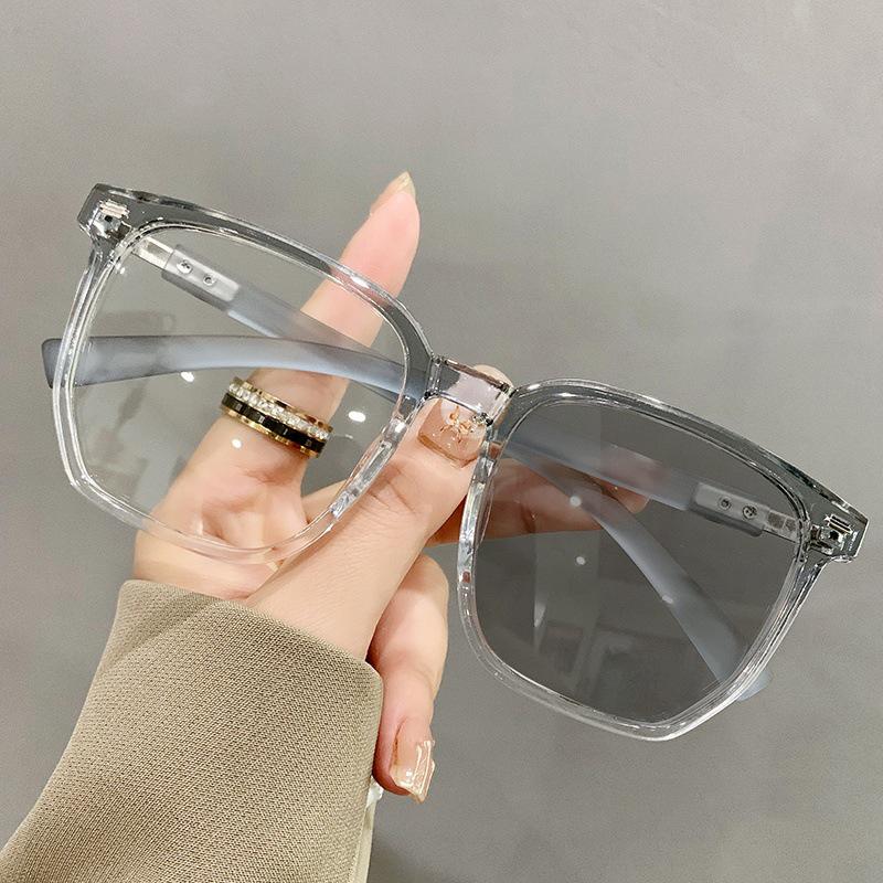 

Smart Photochromic Short Sight Glasses For Women Men Trendy Minus Sunglasses 2 In 1 Unisex Myopia Eyewear Prescription -1.0 -1.5 0