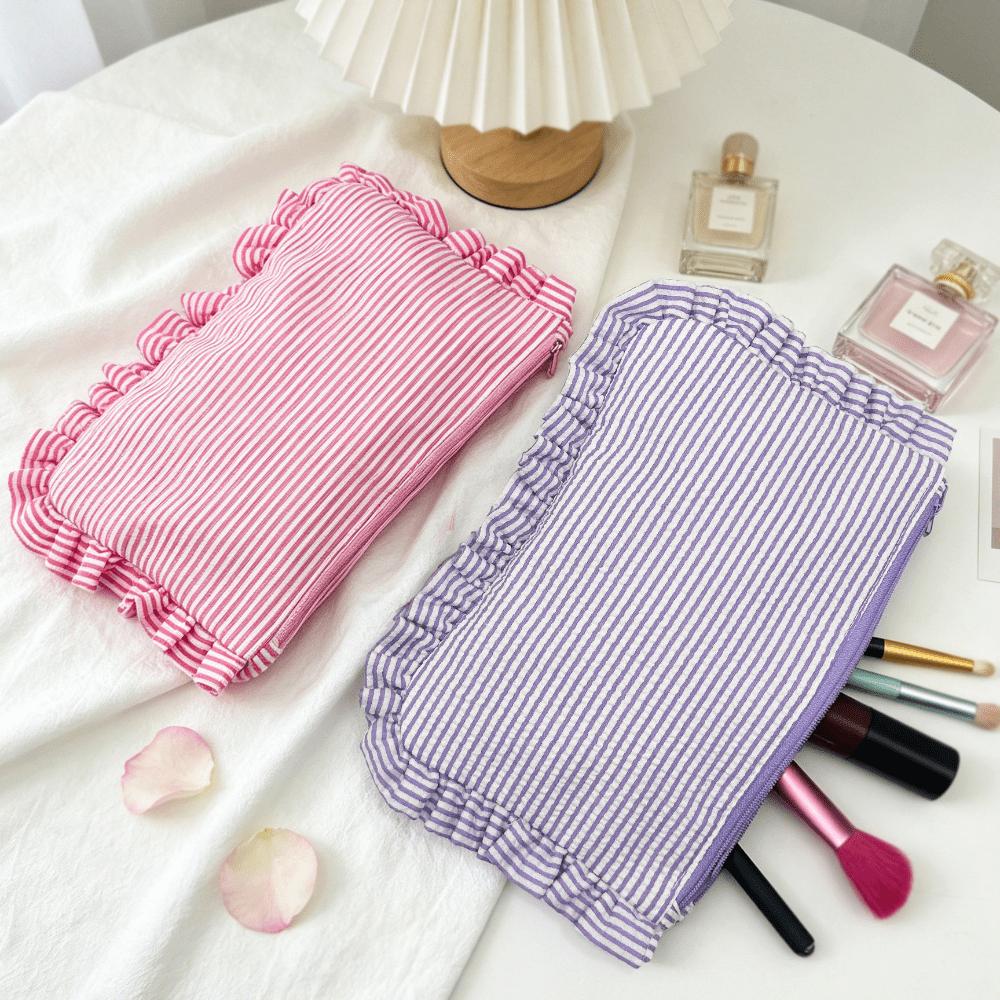 Stylish Ruffled Seersucker Makeup Bag, Large Capacity Striped Storage Bag, Portable Hand Clutch, Lightweight Wash Storage Bag