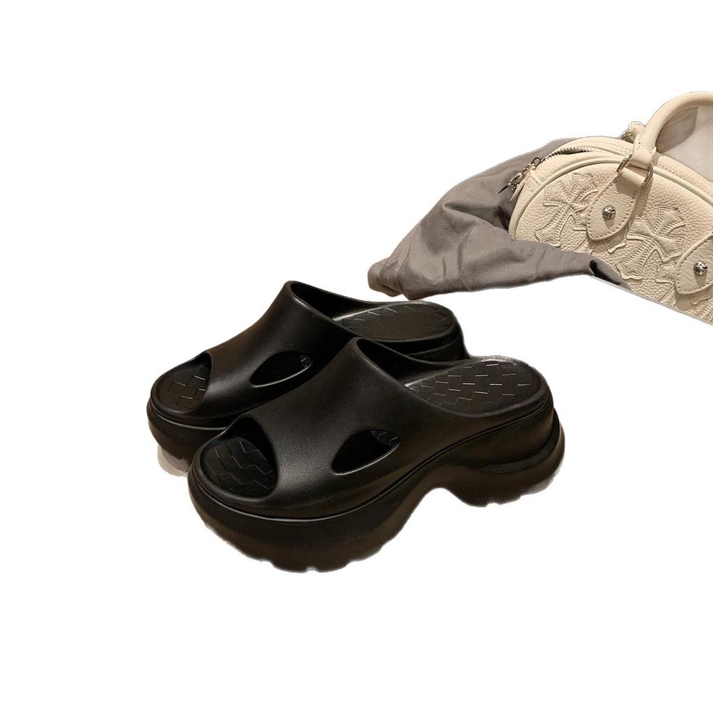 Grape mother has the same ultra-light stepping on shit feeling EVA versatile hollow open-toed cool slippers women's round head thick bottom heightenin