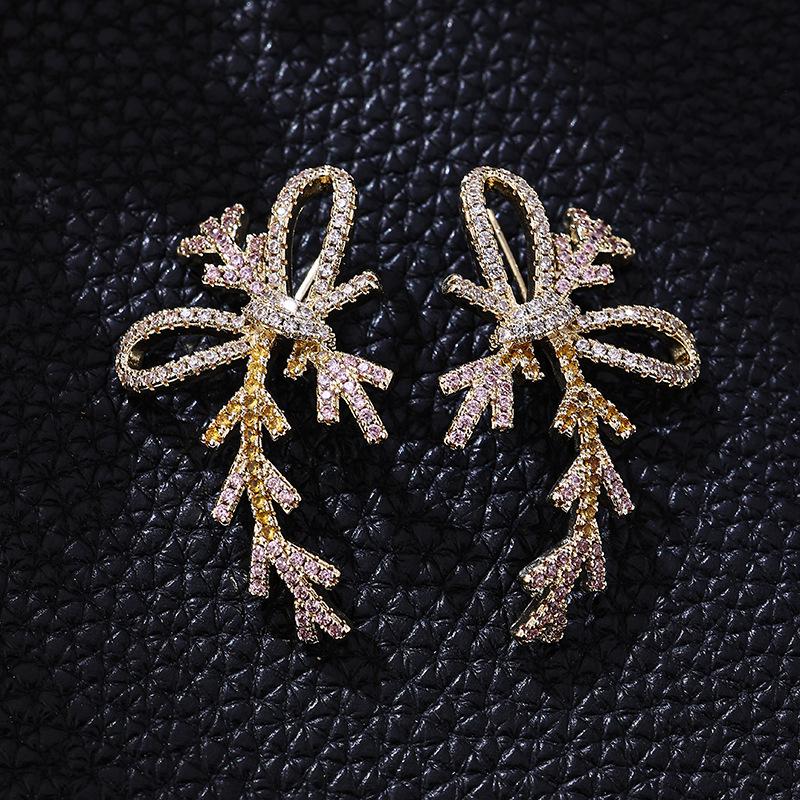 Schmetterlings-Zirkon-Ohrringe: Elegante, leichte und luxuriöse Modestecker