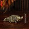 Statue d'animal Crocodile Lézard en Bronze Antique Rétro Cuivre Alligator Figure Feng Shui Maison Affaires Bureau Décorations Artisanat