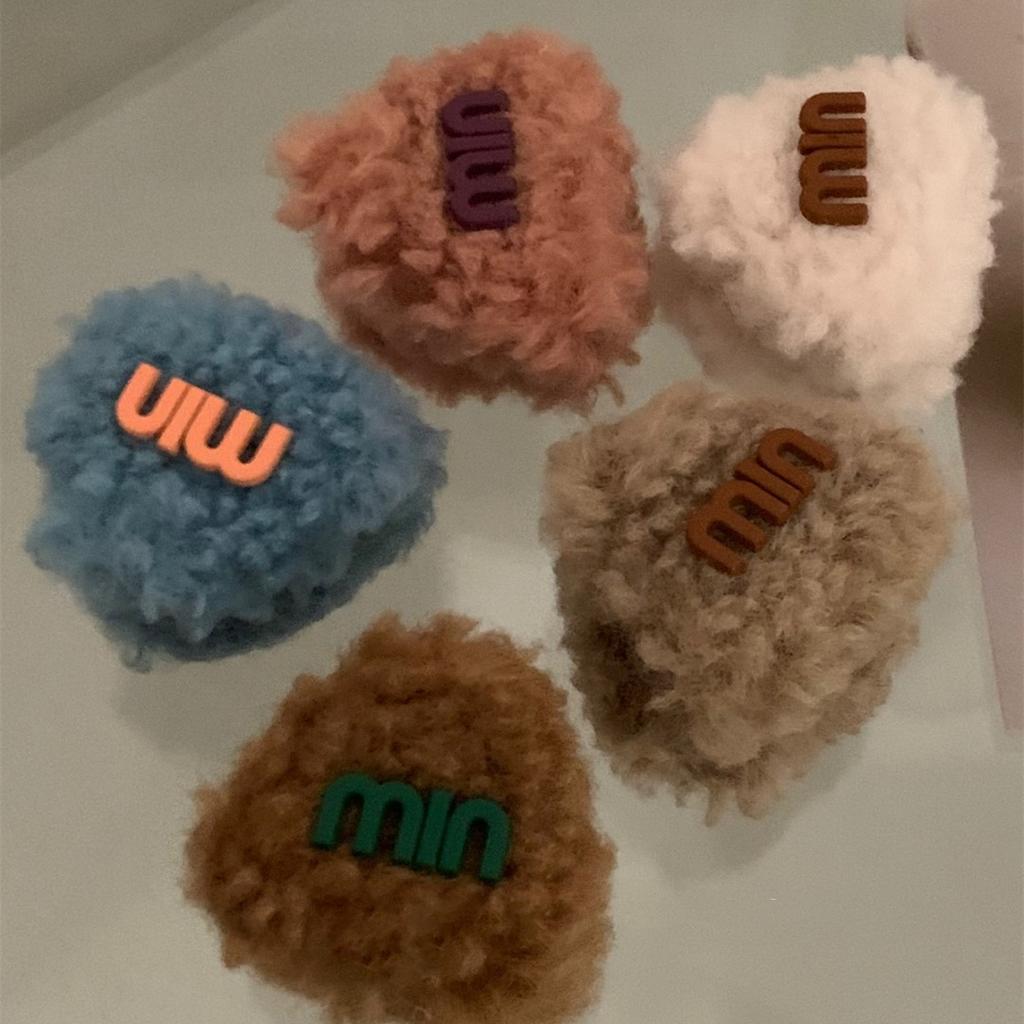 Korean cute plush forehead bangs clip, small grab clip, edge clip, broken hair accessories, headgear clip.