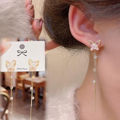 2023 Fashion, Elegant and Charming Girls Butterfly Earrings Fresh Butterflies Long Tassel Earrings Women's Fashion, Popular, High Design Earrings