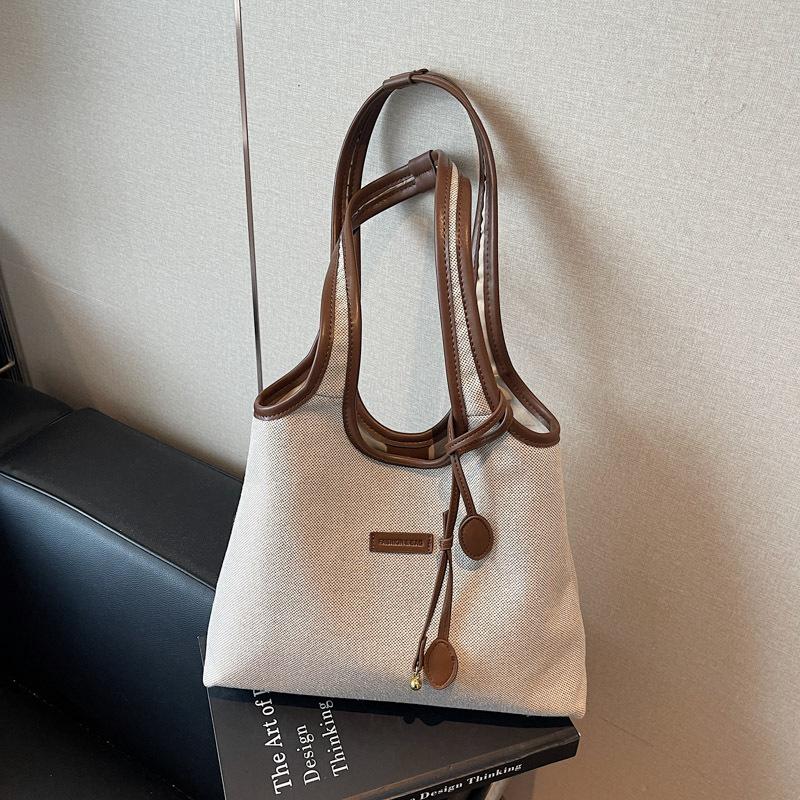 Casual large bag women's new fashion simple versatile shoulder bag large capacity commuter tote bag