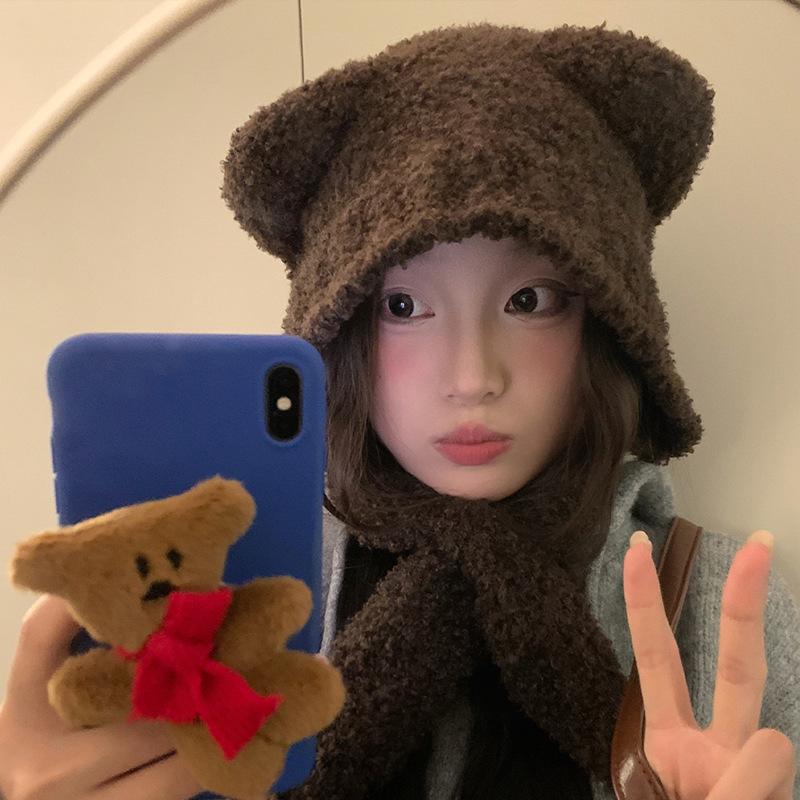 

Зимняя плюшевая милая шерстяная шапка для женщин, простая и универсальная, для улицы, вязаная, непродуваемая и теплая, с защитой ушей, модная шапка с медвежонком one size