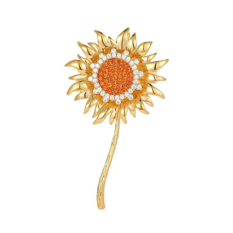 Sunflower Brooch - Elegant Diamond-studded Women's Accessory, Small and Exclusive with A Sense of Sophistication.