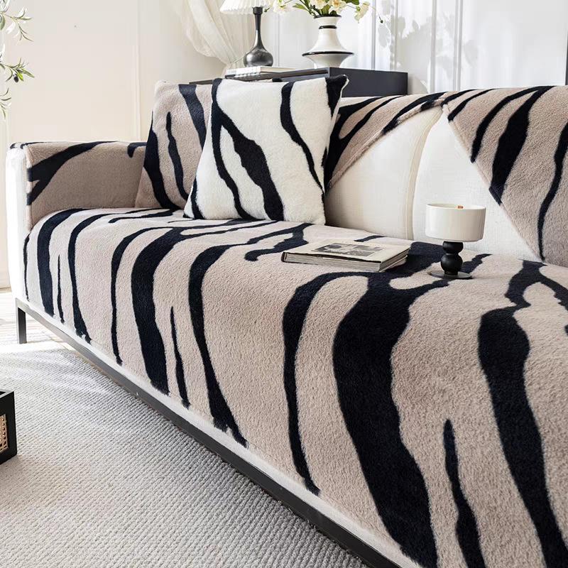 

Подушка для дивана с плюшевой текстурой из норки, зимняя толстая имитация плюшевой подушки для сиденья из кролика, теплая нескользящая подушка для дивана с узором зебры 70*70cm