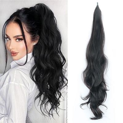 Synthetische flexible Wrap-Around-Pferdeschwanzverlängerungen, lange, gewellte, geschichtete, gefälschte Pferdeschwanz-Haarteil-Perücke für den täglichen Gebrauch von Frauen