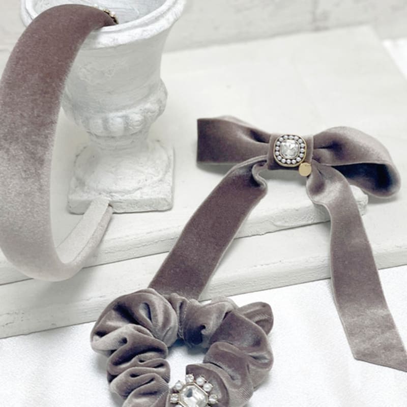 BESTY Velvet Ribbon Pin Hairband and Gopchang 3-piece Gift Set