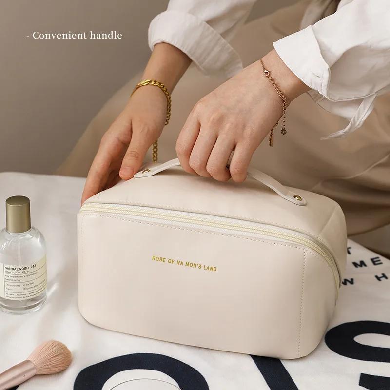 Cosmetic Bag New High-value, Simple Makeup Bag, Large-capacity Portable, Casual and High-end New Travel Goods Toiletry Bag
