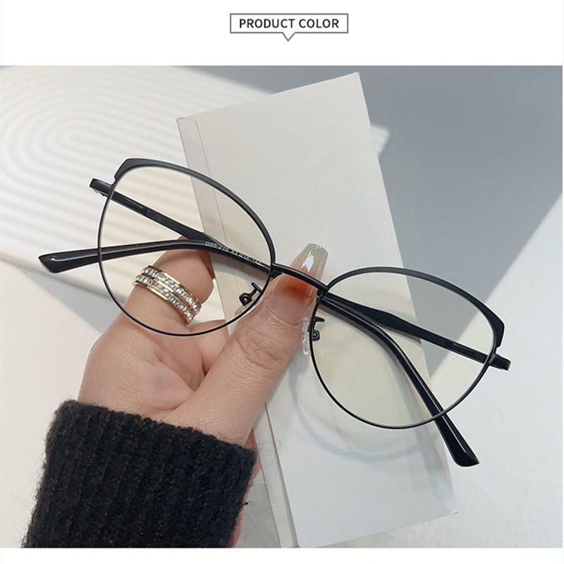 

Brand Design Retro Style Round Cat Eye Metal Material Girls Glasses Frame Photochromic Lens Anti Blue Light Computer Women s Reading Presbyopia 3.25