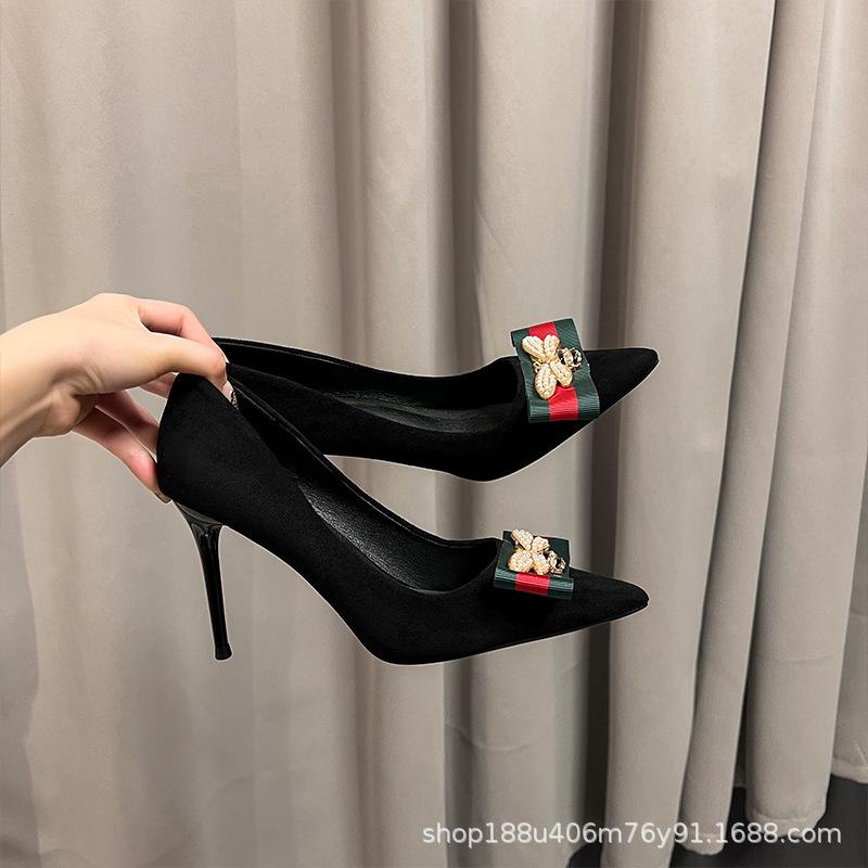 

[В наличии] Премиальные остроносые черные туфли на высоком каблуке для мужчин и женщин, новая сексуальная шпилька 2025 40