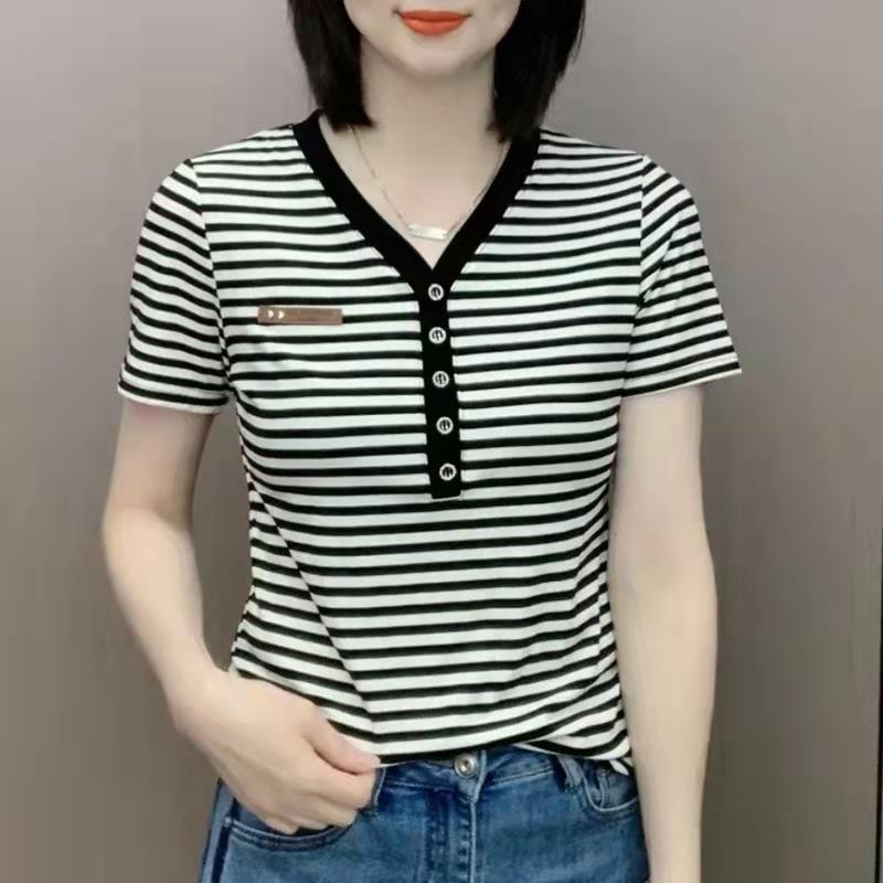 Women's 2022 Summer V-Neck Slim Fit Casual Fashion Short-Sleeve Top