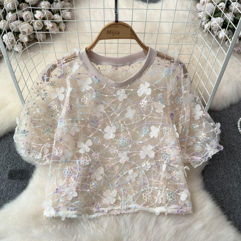 

Chic Three-Dimensional Petals Lace round Neck Tops Mesh Apricot All yards