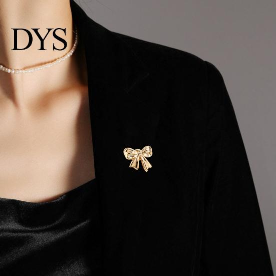 Clothes Brooch Rhinestone Flower Pin, Bow Deer Red Lip Lapel Anti-tarnish Dress Suit Hat Bag Clothing Accessories, Elegant Jewelry for Women