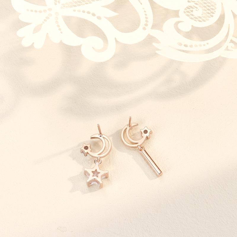 Rose Gold Plated Star and Moon Fringed Stud Earrings Female Korean Version Simple Creative Light Luxury Earrings Ear Jewelry