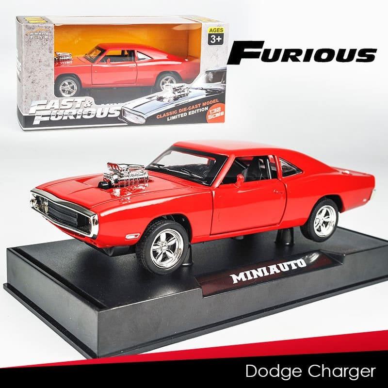 1:32 Legierung "Fast and Furious" Dodge Automodell mit Sound und Licht Druckguss-Spielzeugauto Pull Back Autosammlung Ornamente Jungen Geschenk Kinderspielzeug