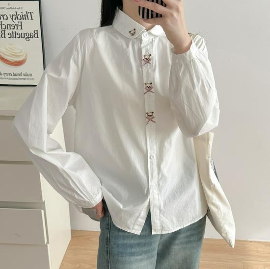 

Women s Slim Fit White Cotton Shirt with Embroidered Bear and Bow - Long Sleeve, College Style, Versatile, Age-Reducing Top Extra Large білий