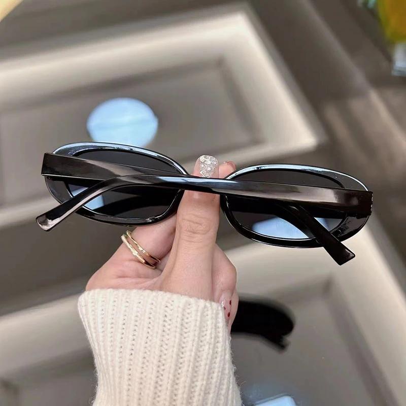 New Fashion Oval Sunglasses Women Luxury Sun Glasses Female Brand Designer Small Frame Mirror Vintage Feminino